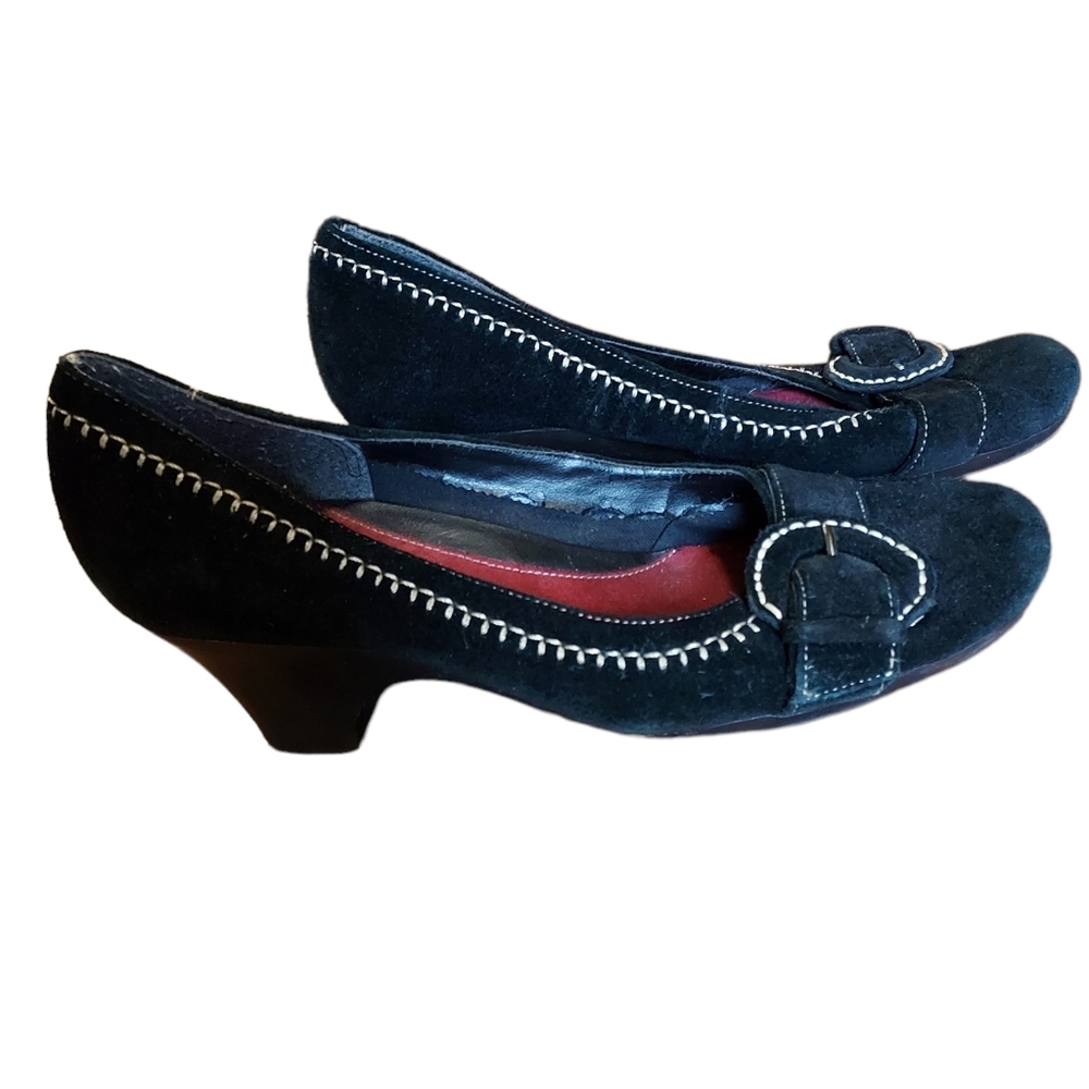 Aerosol 9.5 Heels Shoes Black Velvet 2.5" Kitten Heel Dressy Business. (…